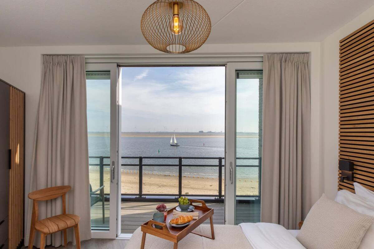 Comfort House, 2 Bedrooms | 7 bedrooms, bed sheets