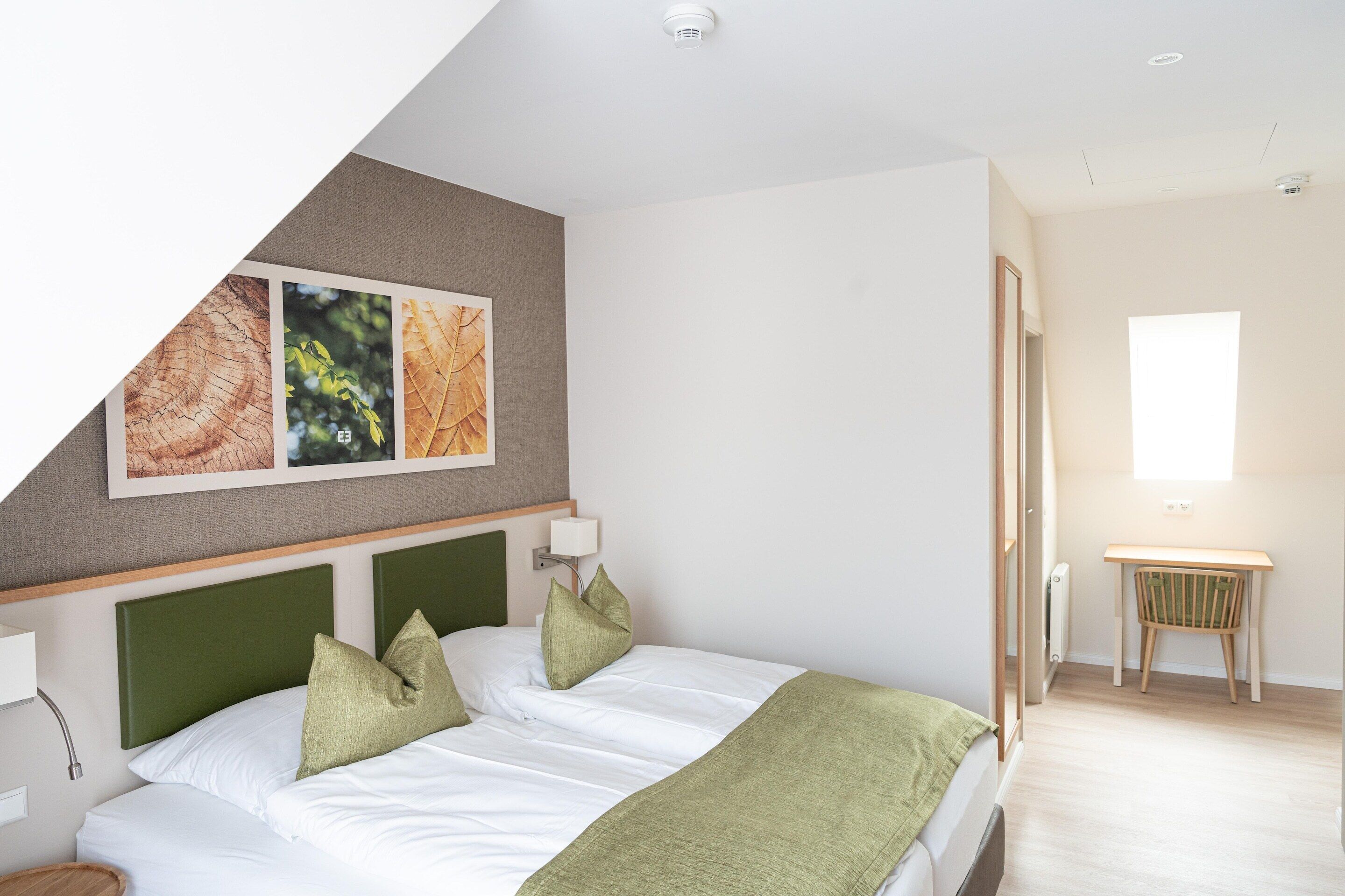 3 bedrooms, individually furnished, bed sheets