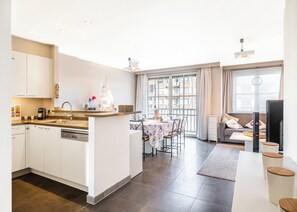 Classic-Apartment, 2 Schlafzimmer | Innenbereich