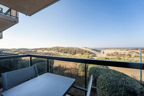 Comfort Apartment, 3 Bedrooms | Balcony