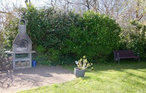 Klassiek appartement, 3 slaapkamers | Tuin