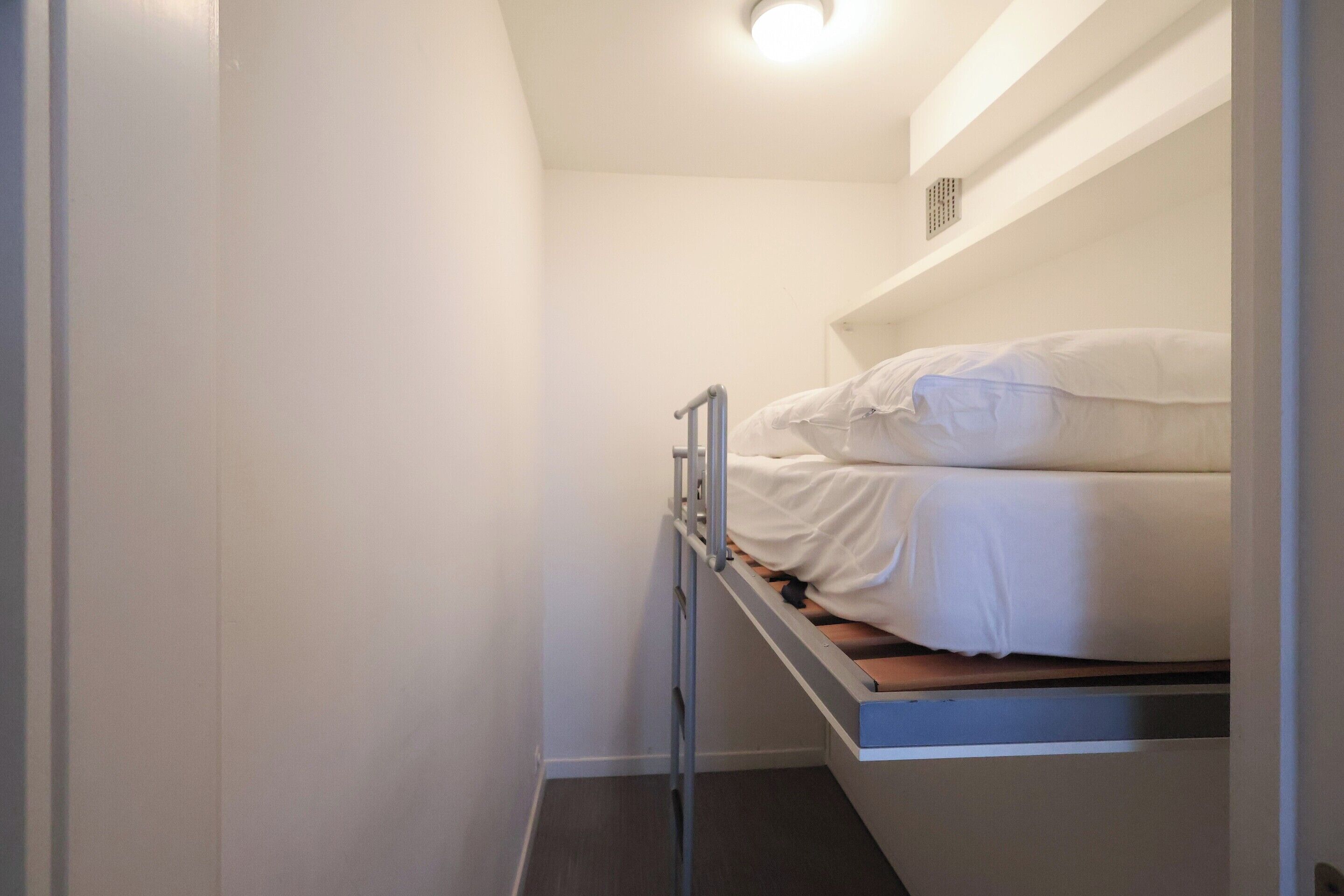 Comfort Apartment, 2 Bedrooms | 13 bedrooms