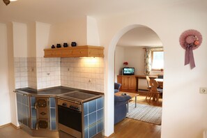 Appartamento Classic, 2 camere da letto | Cucina privata | Frigorifero, forno, piano cottura, lavastoviglie