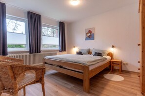 5 slaapkamers, individueel gemeubileerd