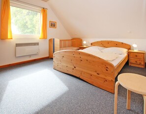10 bedrooms, individually furnished
