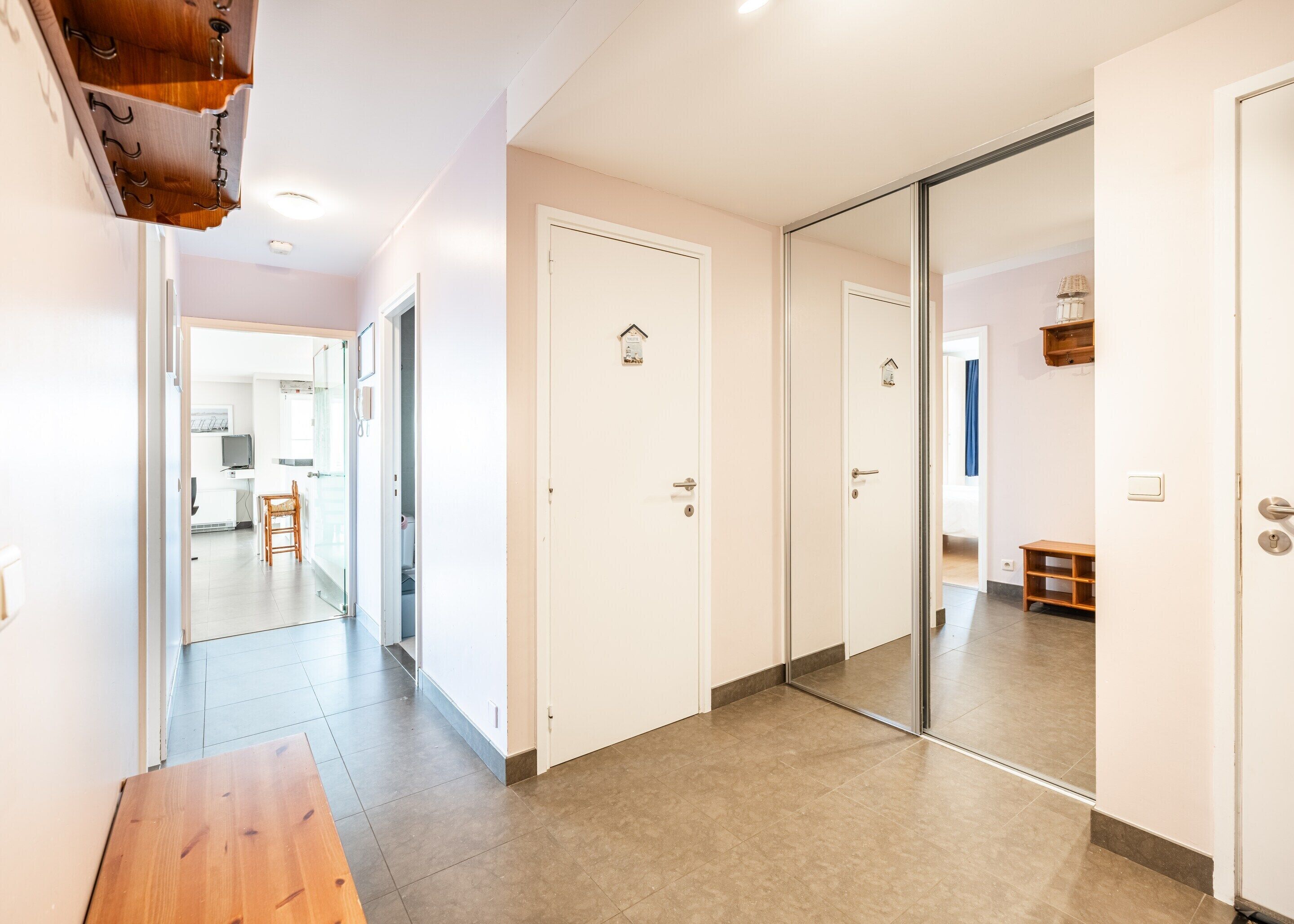 Classic-Apartment, 3 Schlafzimmer | Rezeption