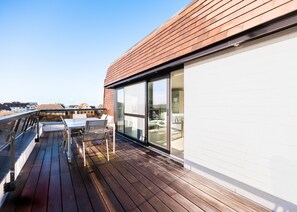 Classic-Apartment, 2 Schlafzimmer | Balkon