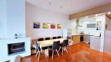 Maison Confort, 2 chambres | Restauration