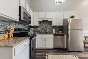 Microwave, oven, dishwasher, coffee/tea maker - Sanctuary Co Loft in Downtown Johnson City (Johnson City)