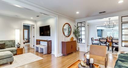 Fenced Yard: Lakeland Home Adjacent to Golf Course