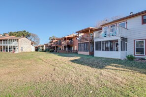 Exterior - Hill Country Townhome: Close to Parks & Hiking (Wimberley)