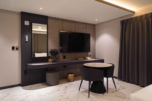 Premier tweepersoonskamer | Geluiddichte muren, gratis wifi