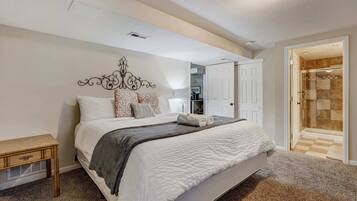 7 bedrooms, iron/ironing board, travel cot, WiFi