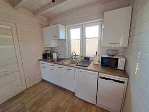 Fridge, microwave, dishwasher, coffee/tea maker - Comfortable Holiday Homes for 6 People, Niechorze (Rewal)