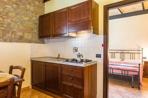 Private kitchen | Fridge, microwave, oven, dishwasher - Cosy Apartment With Bubble Bath (Perugia)