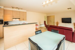 舒适公寓, 3 间卧室 | 用餐