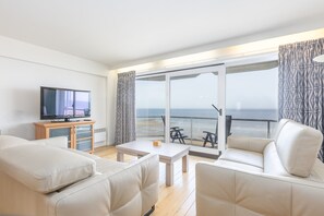 클래식 아파트, 침실 2개 | 거실