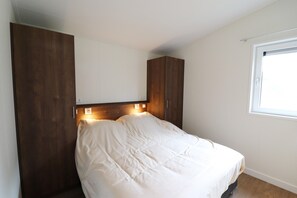 15 soverom, individuelt innredet og sengetøy