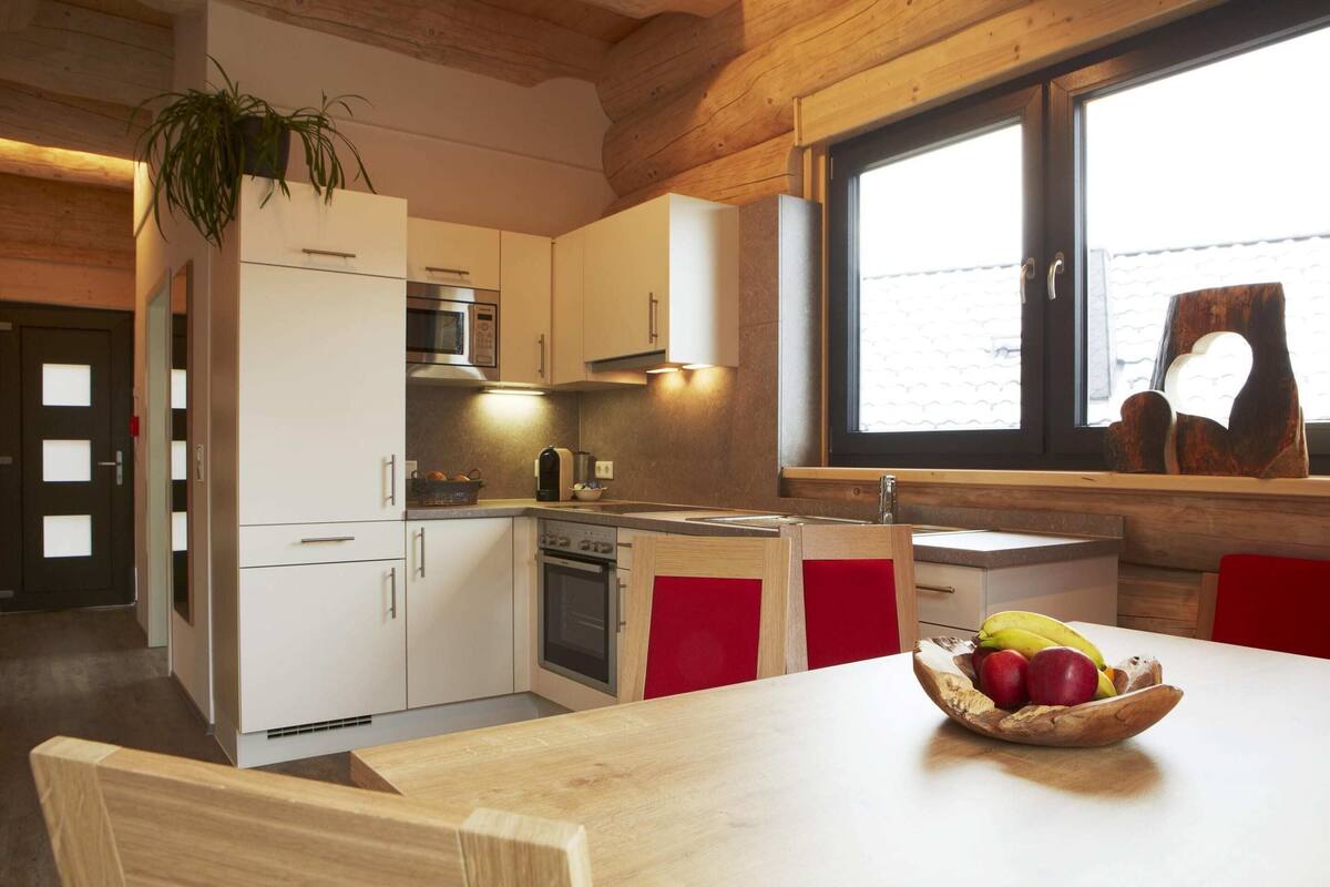 Comfort Chalet, 3 Bedrooms | Private kitchen | Fridge, microwave, stovetop, dishwasher