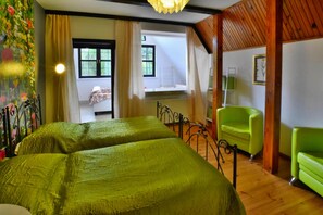 7 chambres, ameublement personnalisé