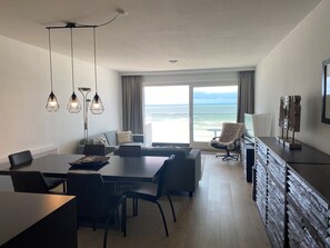 Comfort Apartment, 2 Bedrooms | Interior - Maya 801 With Frontal sea View (Nieuwpoort)