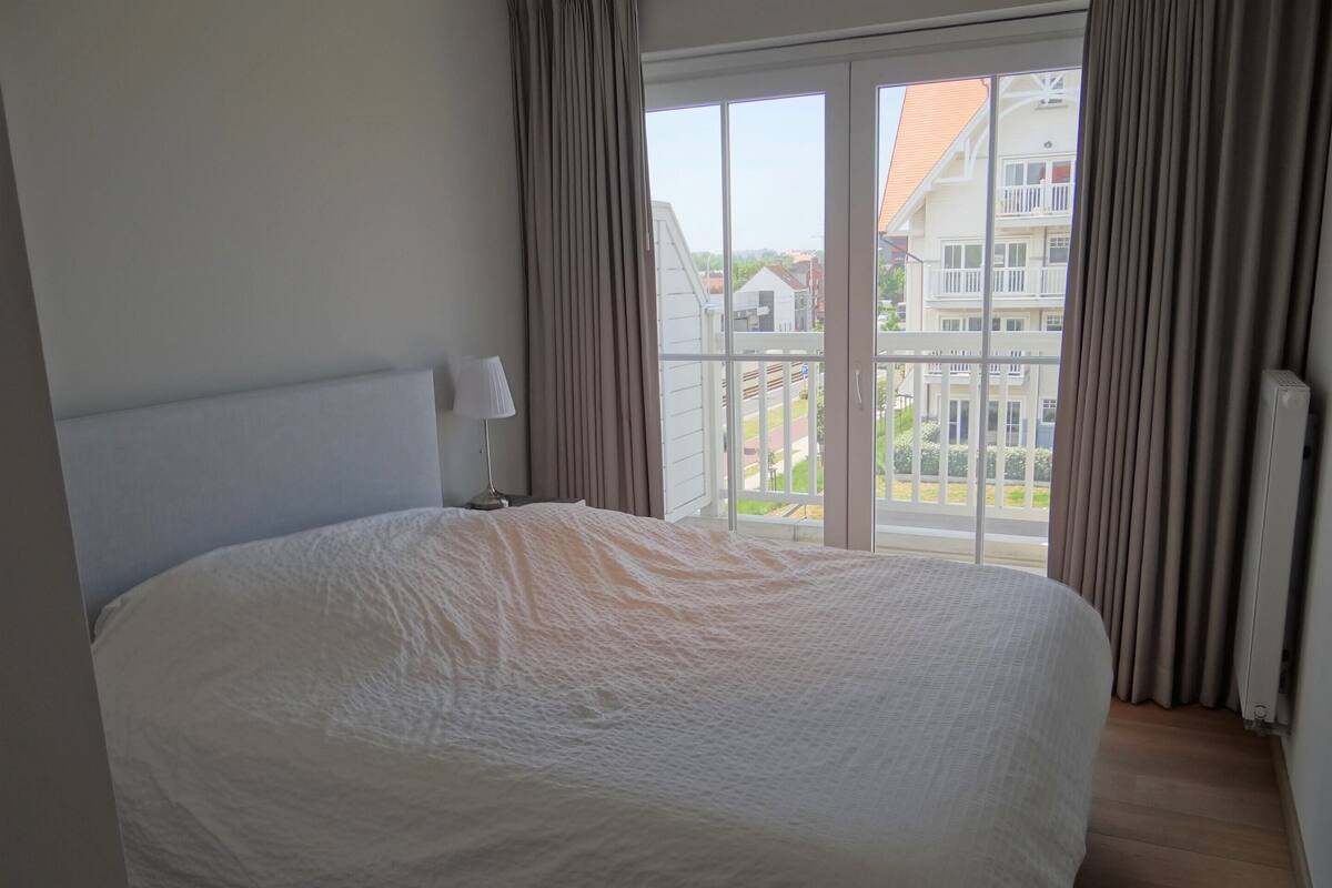 10 bedrooms, individually furnished, iron/ironing board