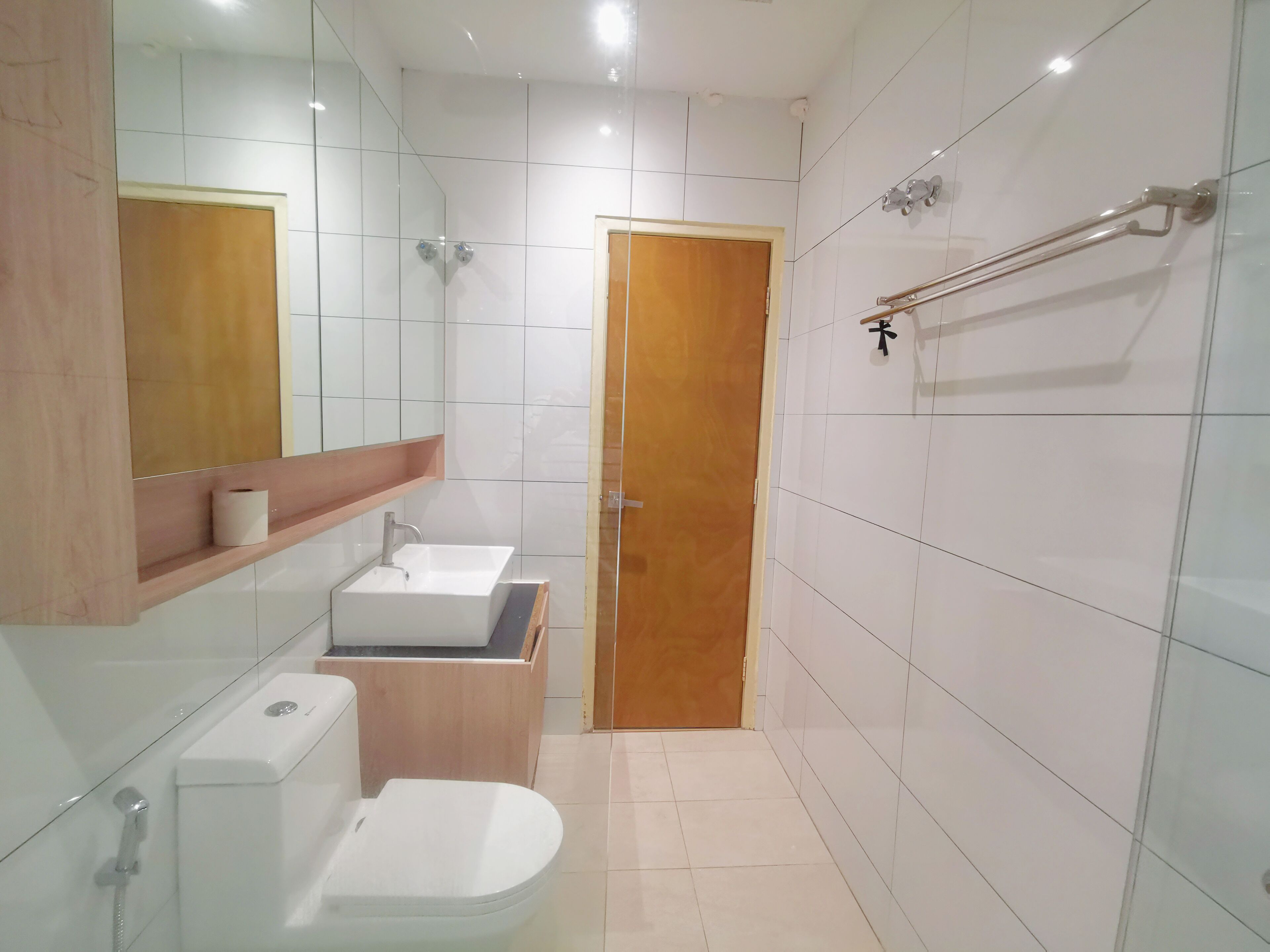 Maison, 3 chambres | Salle de bain | Douche, sèche-cheveux, bidet, serviettes fournies