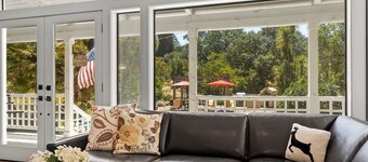 Casa Pavone, by Vinifera Homes