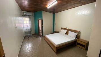 2 bedrooms, bed sheets