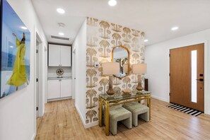 Unclassified image, 4 of 37, button