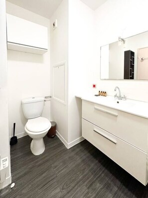 Hair dryer, towels - Studio#Gare Montparnasse#Galeries Lafayette#2pers. (Paris)