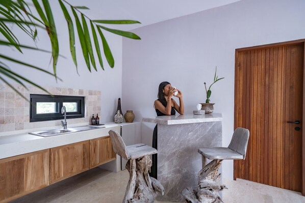 Appartement, 1 chambre, balcon, vue piscine | Salle Ă manger