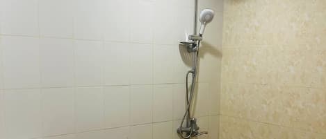 Standard Single Room | Bathroom