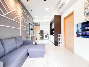 Living area - The Luxe by Manhattan Group (Kuala Lumpur)