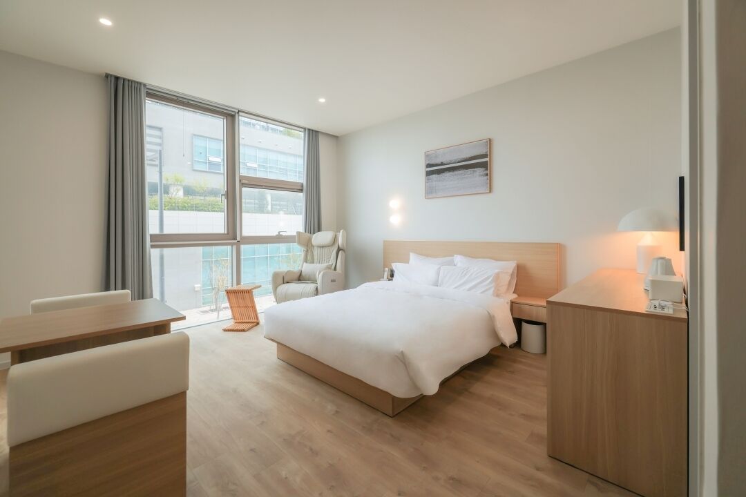 Ropa de cama de alta calidad, decoración personalizada y insonorización 