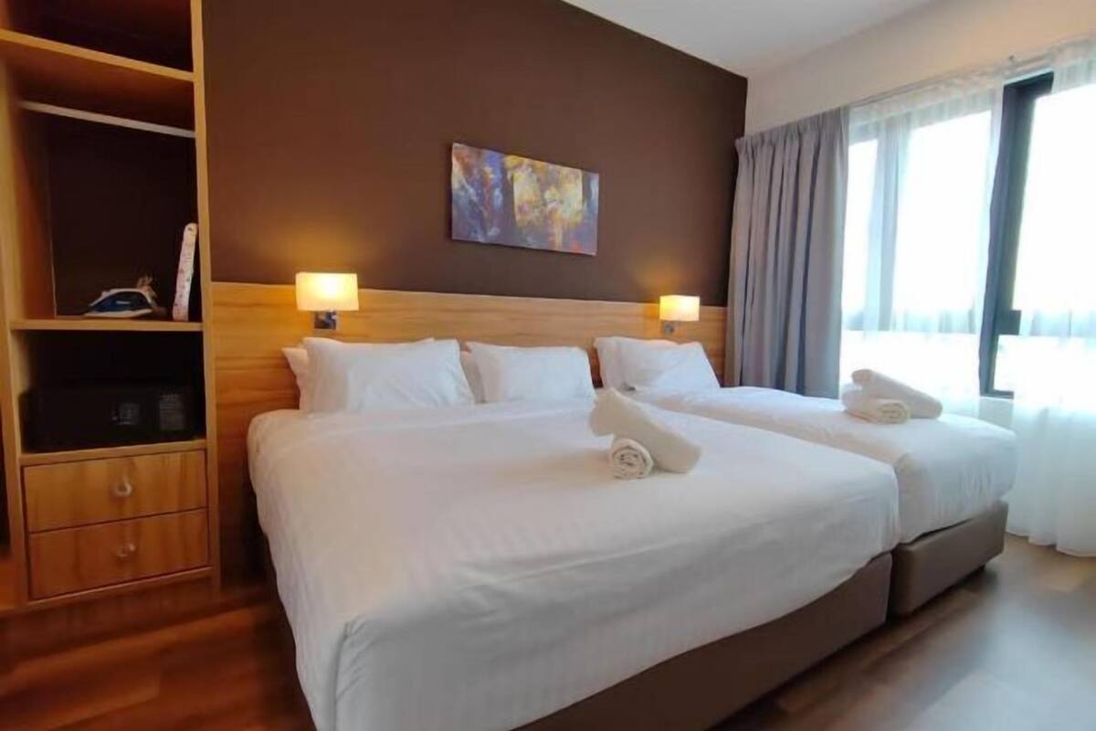 3 bedrooms, iron/ironing board, free WiFi