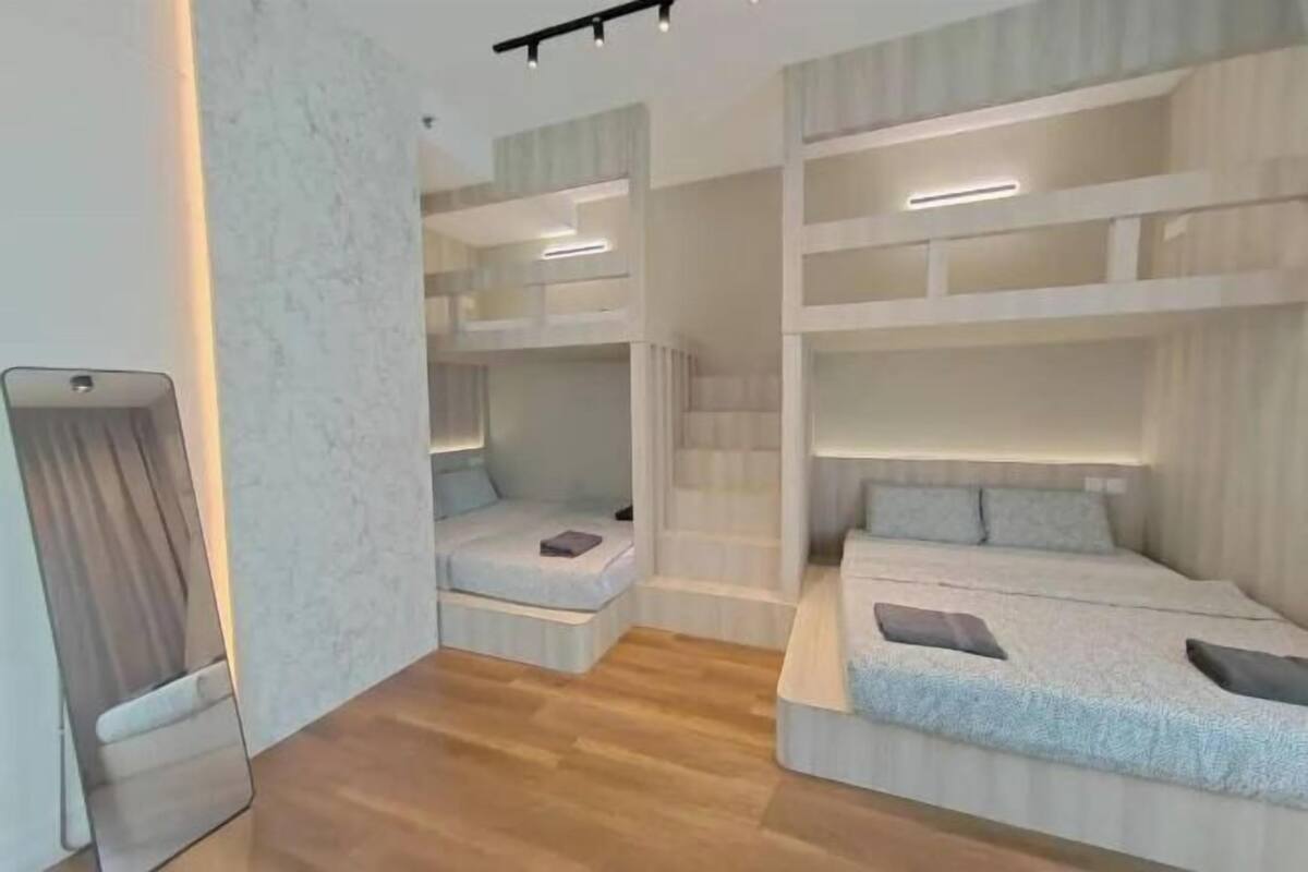 3 bedrooms, iron/ironing board, free WiFi