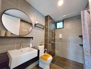 アパートメント 2 ベッドルーム シティビュー | バスルーム | スリッパ