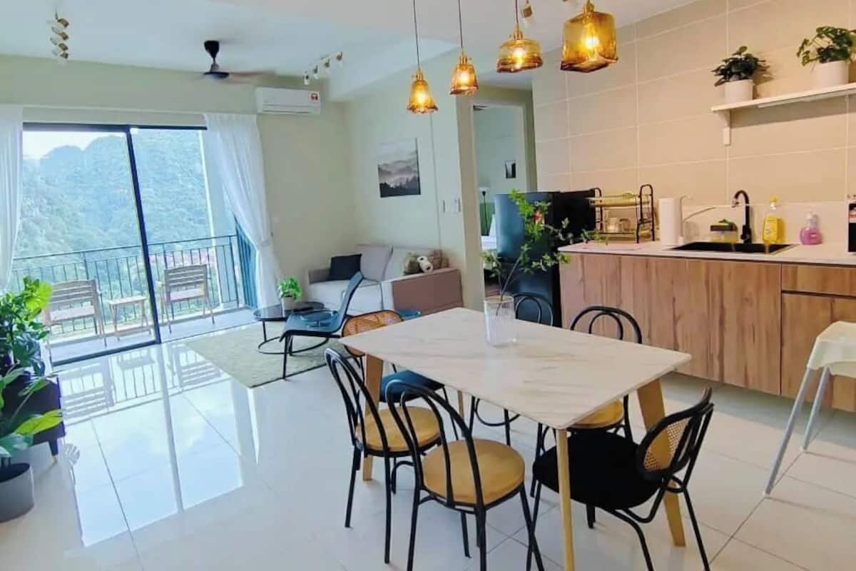 Superior Suite, 2 Bedrooms, Mountain View | Living area | 35-inch flat-screen TV with cable channels, Netflix, streaming services