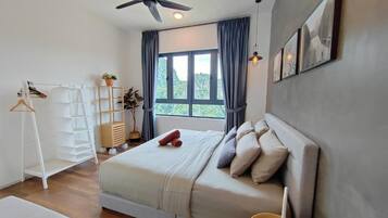 Apartment, 2 Bedrooms, City View | Iron/ironing board, free WiFi