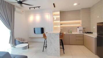 Family Studio, Mountain View | Private kitchen