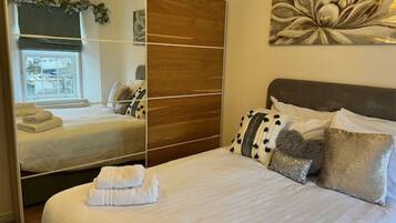 1 makuuhuone, työpöytä, silitysrauta/-lauta, ilmainen Wi-Fi