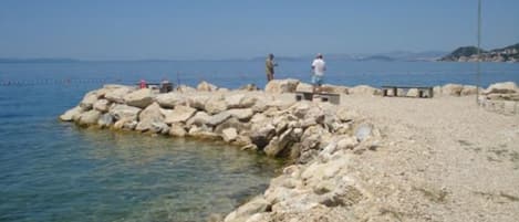 Apartment (One Bedroom Apartment) | Beach