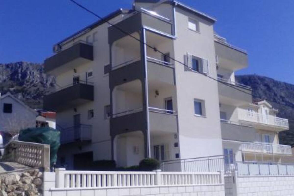 Apartment (Studio Apartment) | Exterior