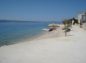 Apartment (One Bedroom Apartment) | Beach