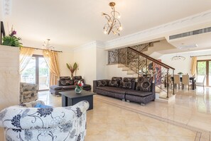 Villa | 4 Schlafzimmer