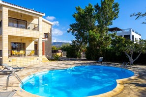 Villa | 3 bedrooms - Villa Natasha in Peyia (Pegeia)