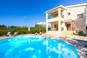 Villa | 3 bedrooms - Villa Natasha in Peyia (Pegeia)