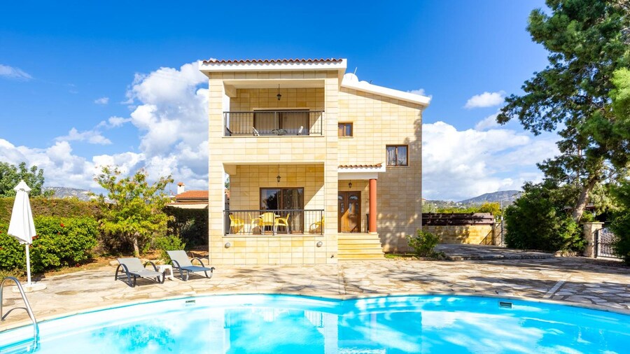 Villa Natasha in Peyia