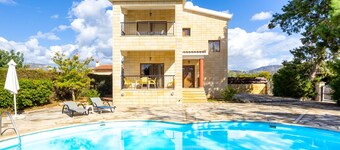 Villa Natasha in Peyia